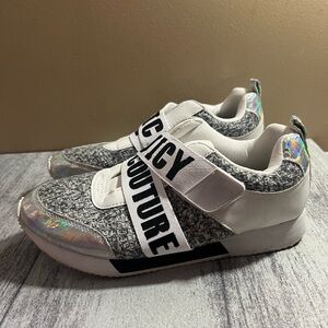 Juicy Couture Women's Fashion Sneakers size 8.5 White Silver Metallic LOGO